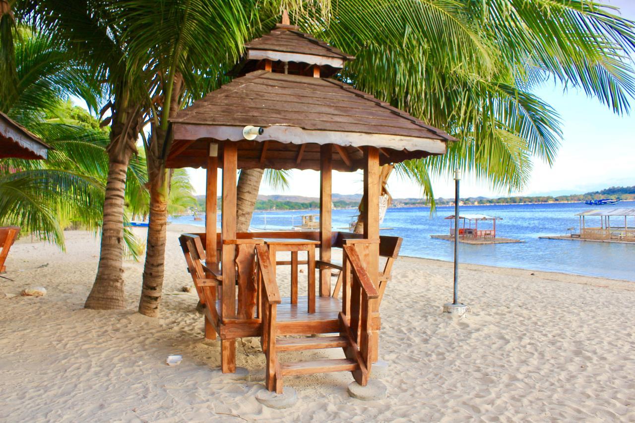 Bella Beach Resort Batangas Лиан Екстериор снимка