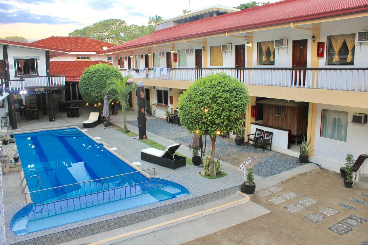 Bella Beach Resort Batangas Лиан Екстериор снимка
