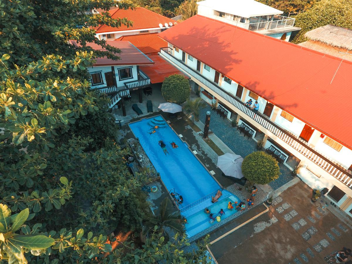 Bella Beach Resort Batangas Лиан Екстериор снимка
